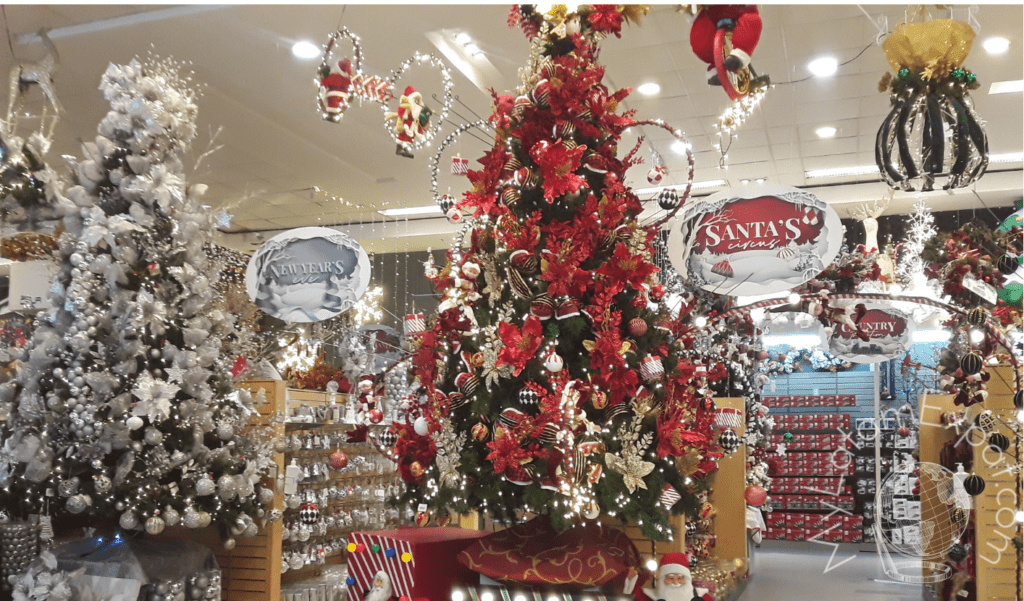 christmas-decorations-quito-ecuador